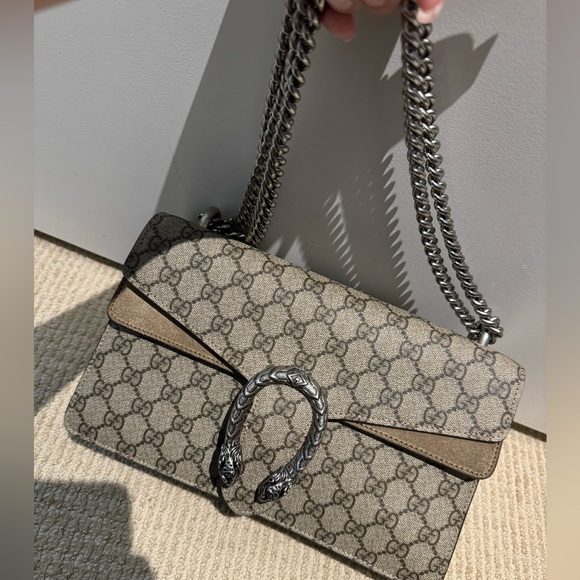 Gucci Dionysus Shoulder Bag - Picture 2 of 5
